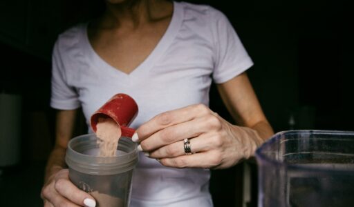 5 Signs Your Skin is Telling You You're Not Getting Enough Protein