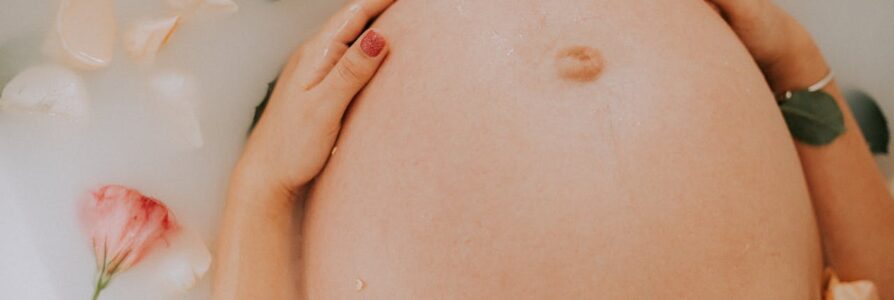 5 Skin Care Ingredients to Avoid While Pregnant or Breastfeeding