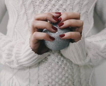 Five Products for the Perfect Christmas Home Manicure